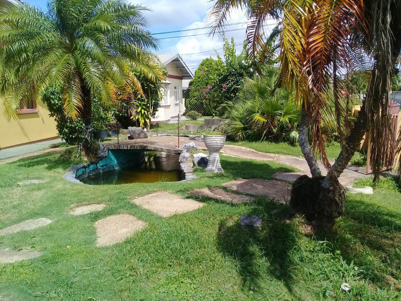 house for sale in tacarigua