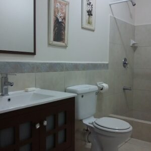 ascot-gardens-arima-bathroom